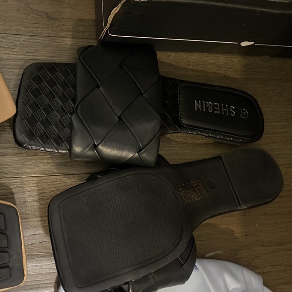 SHEIN shoes - Picture 5 of 5